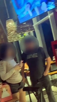 Vídeo: Mulheres apontadas como chefes de facção criminosa são presas enquanto passeavam em shopping