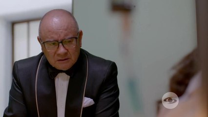 Camilo le pide a don Pachón cambiar el contrato por menos tiempo ¿lo convencerá?