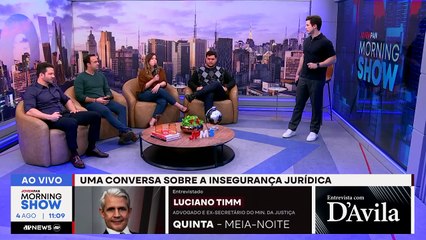 TRUMP celebra filiação de SYDNEY SWEENEY ao PARTIDO REPUBLICANO