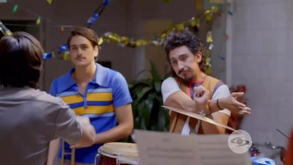 Los Latinos y la Orquesta Miramar se enfrentan en una épica batalla musical