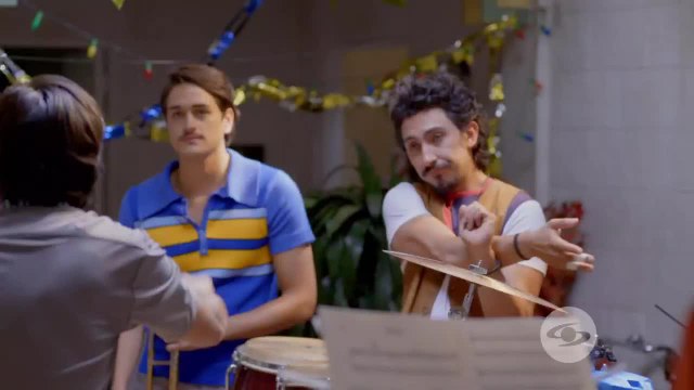 20. Los Latinos y la Orquesta Miramar se enfrentan en una épica batalla musical