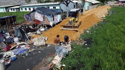 AMAZING'' FEATURES OF THE PROJECT RUN BY EXPERTS TO REBUILDS  ROADS TO MAKE IT EASIER FOR FARMERS.