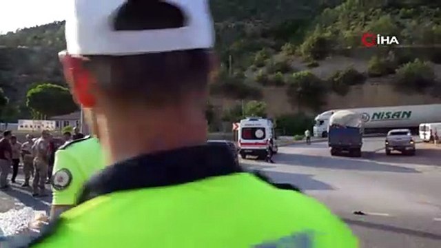 Karaca Mağarası kavşağında 3 aracın karıştığı kaza: 2’si çocuk 7 yaralı