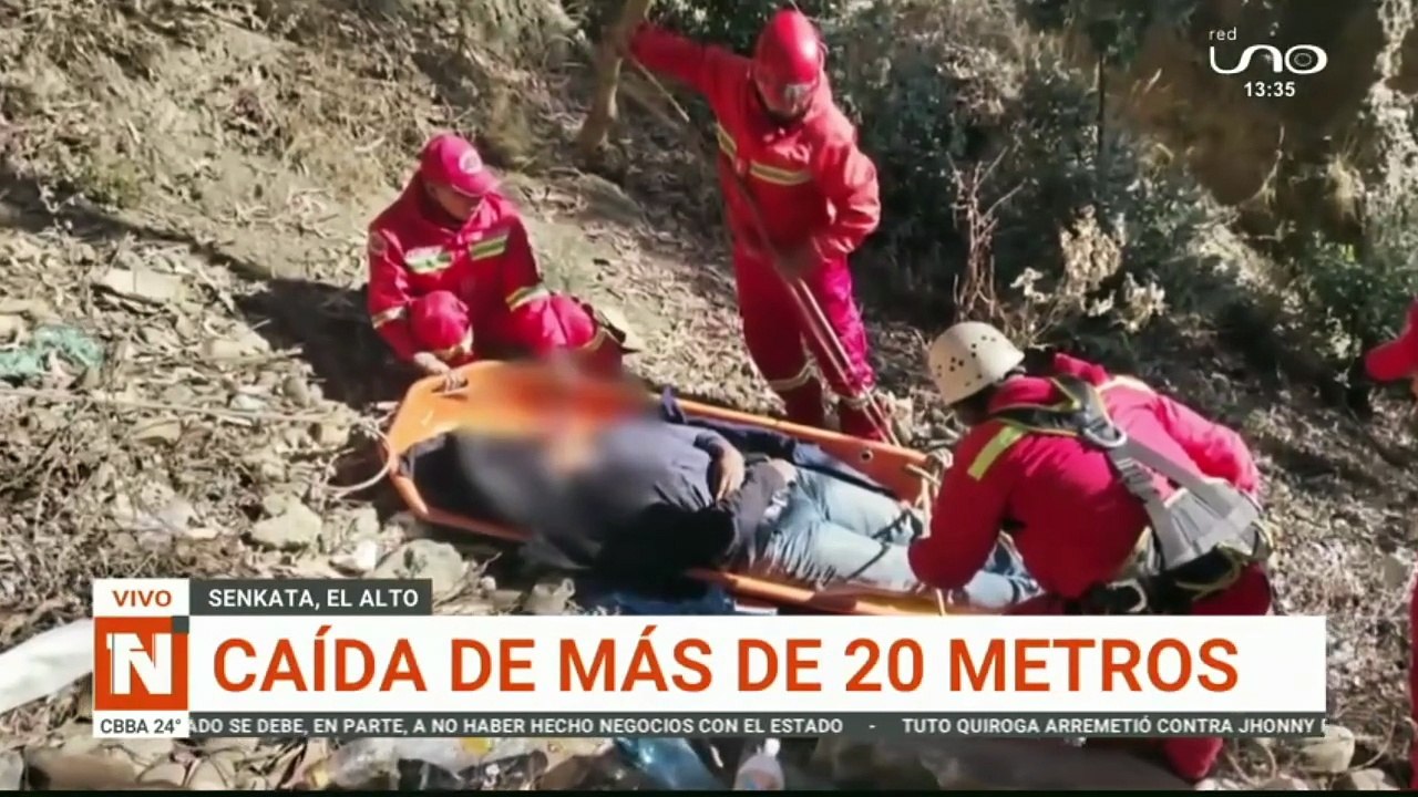 JOVEN CAE A UN BARRANCO