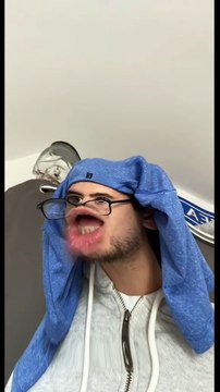 Elle pète un cable 🤣