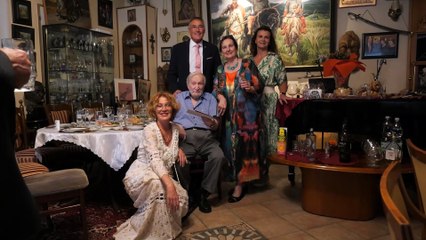 Bolschoi Don Kosaken Petja Houdjakov feiert seinen 91. Geburtstag