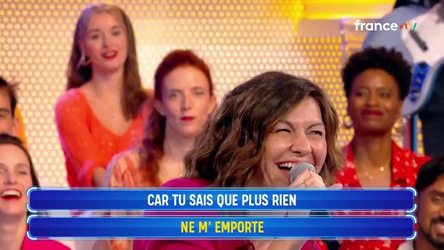 VOICI - Ma femme pareil, j'ai ramé : ce clin d’œil de Nagui à Mélanie Page dans N'oubliez pas les paroles (ZAPTV)