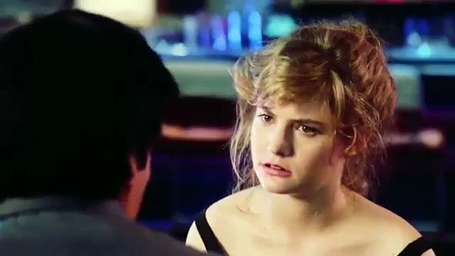 La Muerte Conduce a Osaka (1983) - Película Completa - Jennifer Jason Leigh, Thomas Byrd