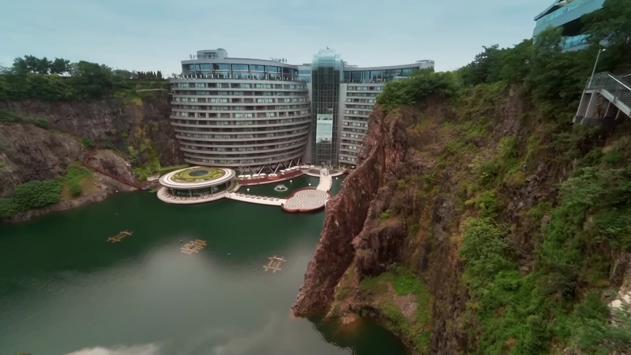 How Did They Build That - S01.E04 - Viaducts and Hotels