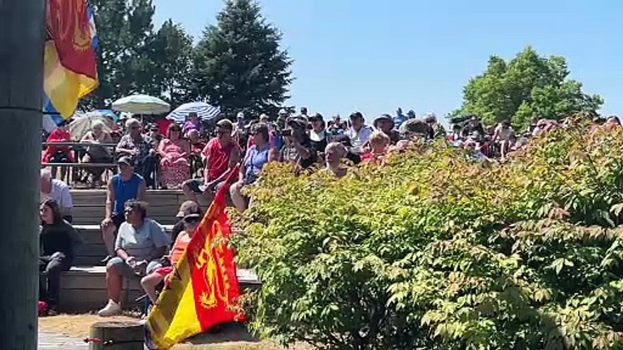 4 aout TOPO AD Fête NB