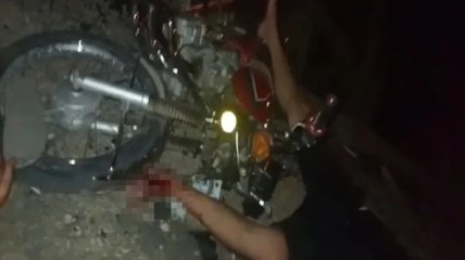Motosikletiyle kaza yaptı, video çekip sosyal medyadan yardım istedi