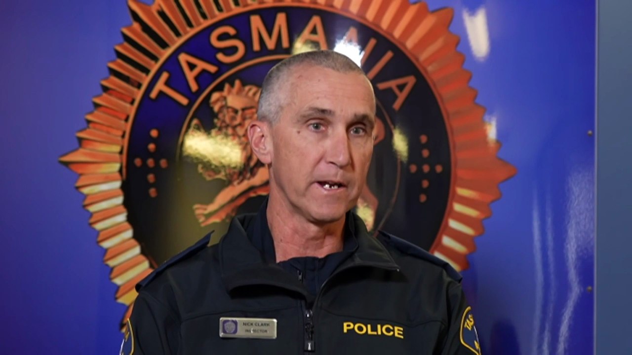 Bass Strait search underway for missing aircraft flying from Tasmania to New South Wales