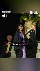 Nysa Devgan Graduates with Mom Kajol Cheering 🎓