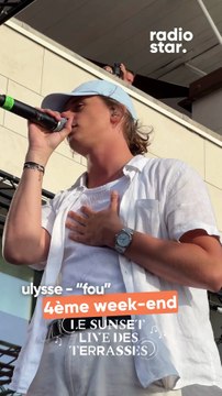 Ulysse interprète “Fou” sur la scène des Sunset Live des Terrasses #ulysse #sunsetlive #concert #live #starac #staracademy #emma