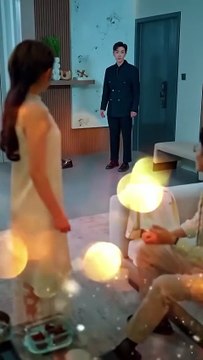 Four years ago, the Jiang family collapsed overnight. Jiang Wanli heartlessly dumped Huo Mingli and disappeared. They met again four years later. She was a down-and-out rich girl, and he was a savvy venture capital tycoon. She retreated because of the dif