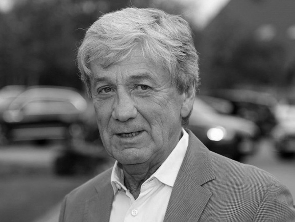 90er Weltmeister: Fußball-Legende Frank Mill ist tot