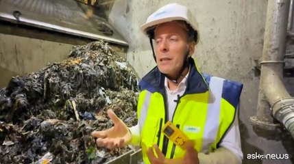 Plastica, l'impatto delle salviettine usa e getta sull'acqua