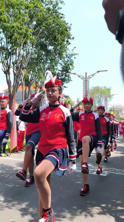 Gerak Jalan SMKN 1 Banjar