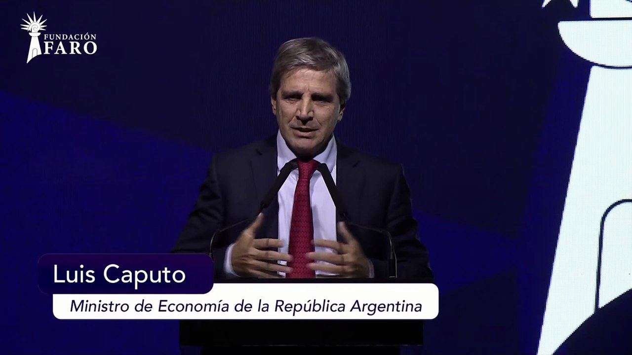 Luis Caputo: "La izquierda les inculcó parásitos mentales a la gente"