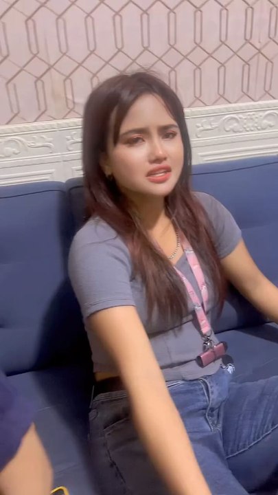98K views · 1.3K reactions | nangis tapi ketawa | Dinda Aulia Halim