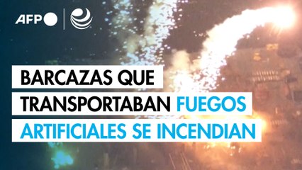 Barcazas que transportaban fuegos artificiales se incendian en Japón