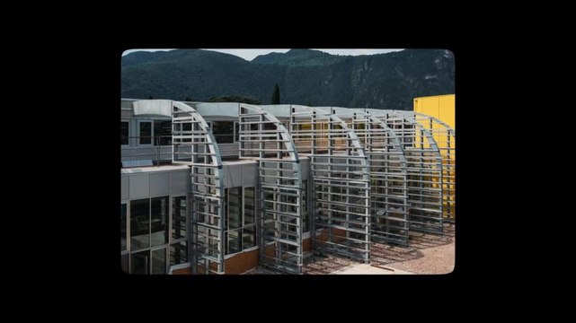 Moto Guzzi, come sta cambiando lo stabilimento di Mandello del Lario