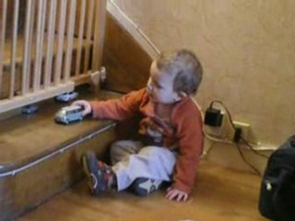 Léo 21 mois parle