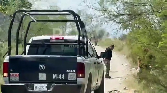 Hallan cadáver con huellas de violencia en camino de terracería en Pesquería