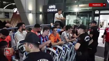 Trabzonspor’un transfer görüşmelerinde bulunduğu Belçikalı futbolcu Olaigbe Trabzon'a geldi