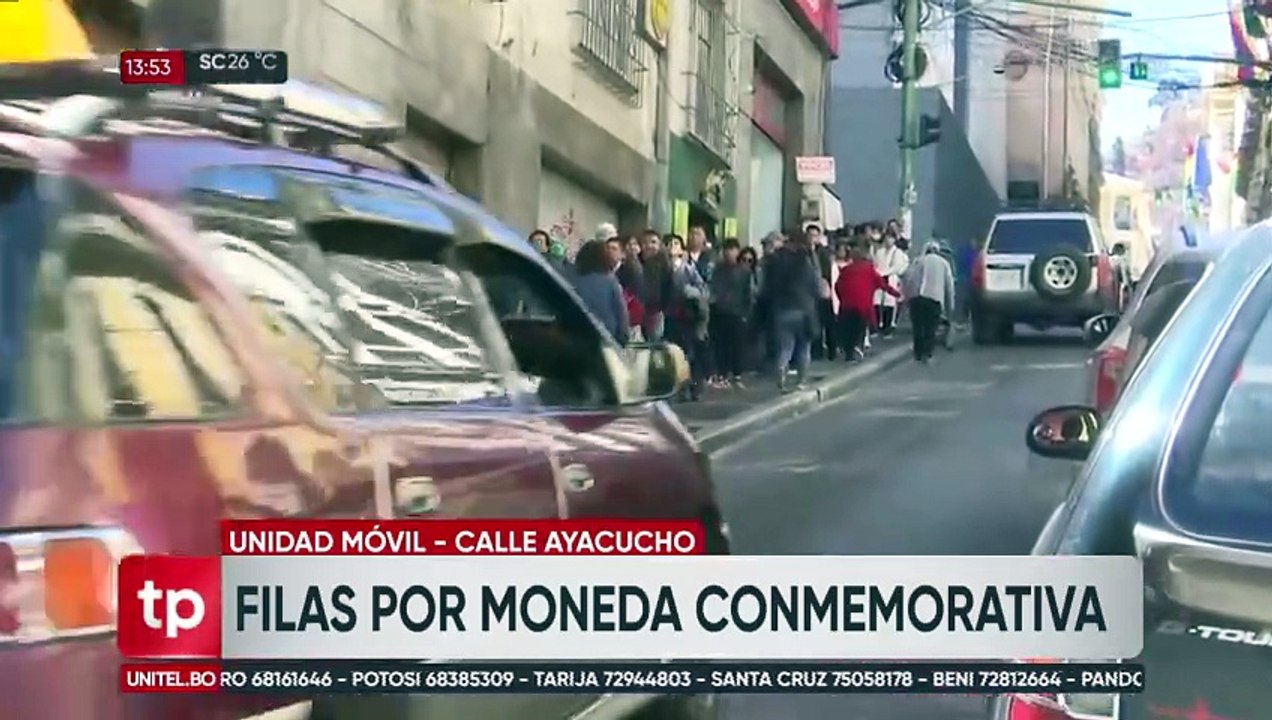 Largas filas en el BCB para adquirir las monedas y el billete del Bicentenario