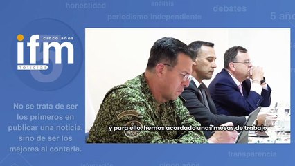 Pedro Sánchez, ministro de Defensa y  Alejandro Ramelli presidente de la JEP