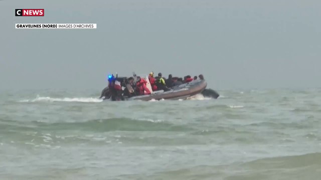 Manche : l'accord franco-britannique sur les migrants entre en vigueur