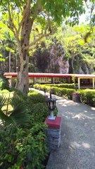 Navegando un RÍO SECRETO bajo tierra: La increíble Cueva del Indio en Viñales 🛶🇨🇺