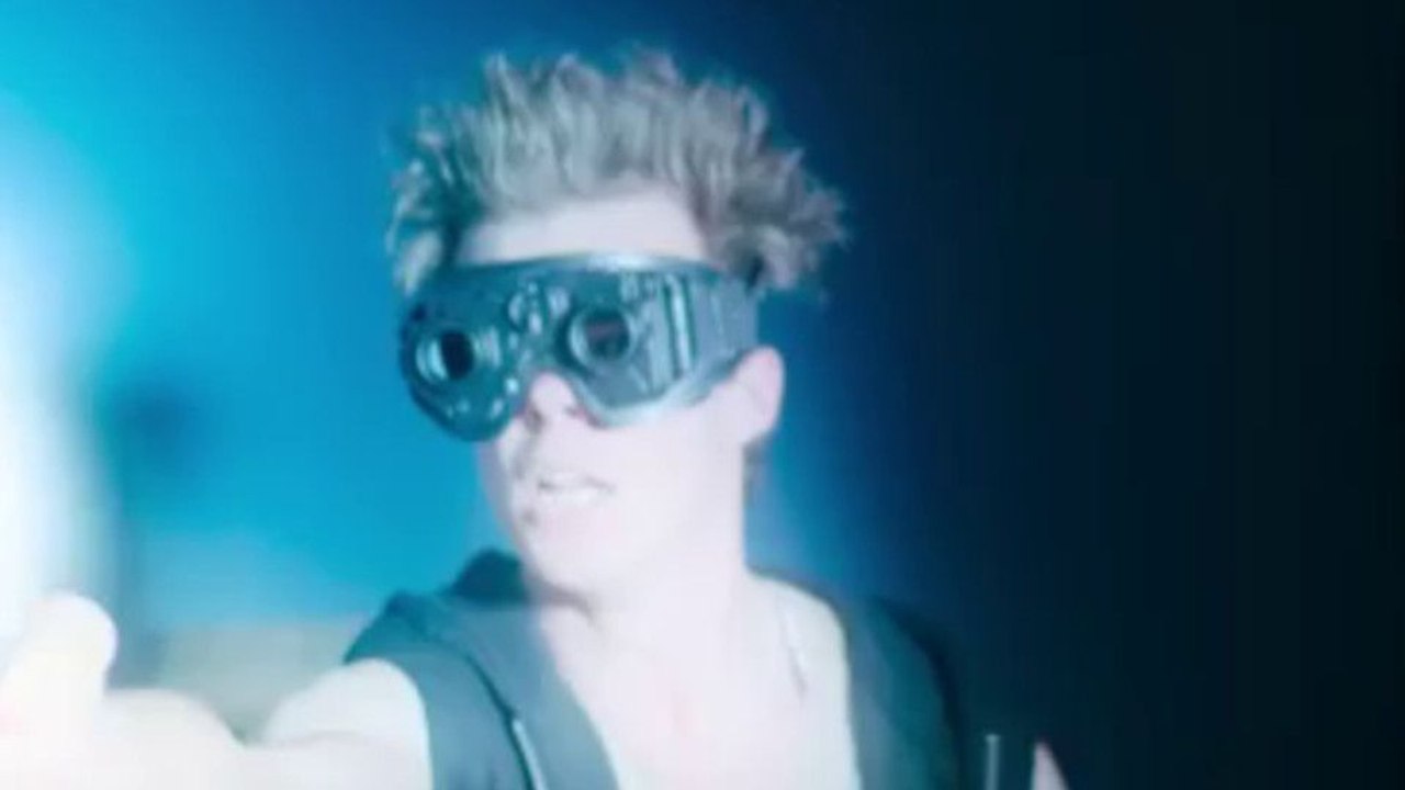 Do Not Enter Trailer OV