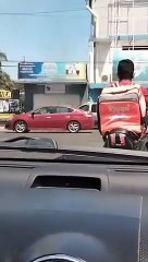 Moteur en feu... vous ne vous attendez pas à la suite