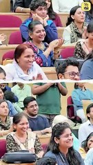 महिला को आवाज़ उठानी पड़ेगी! || आचार्य प्रशांत