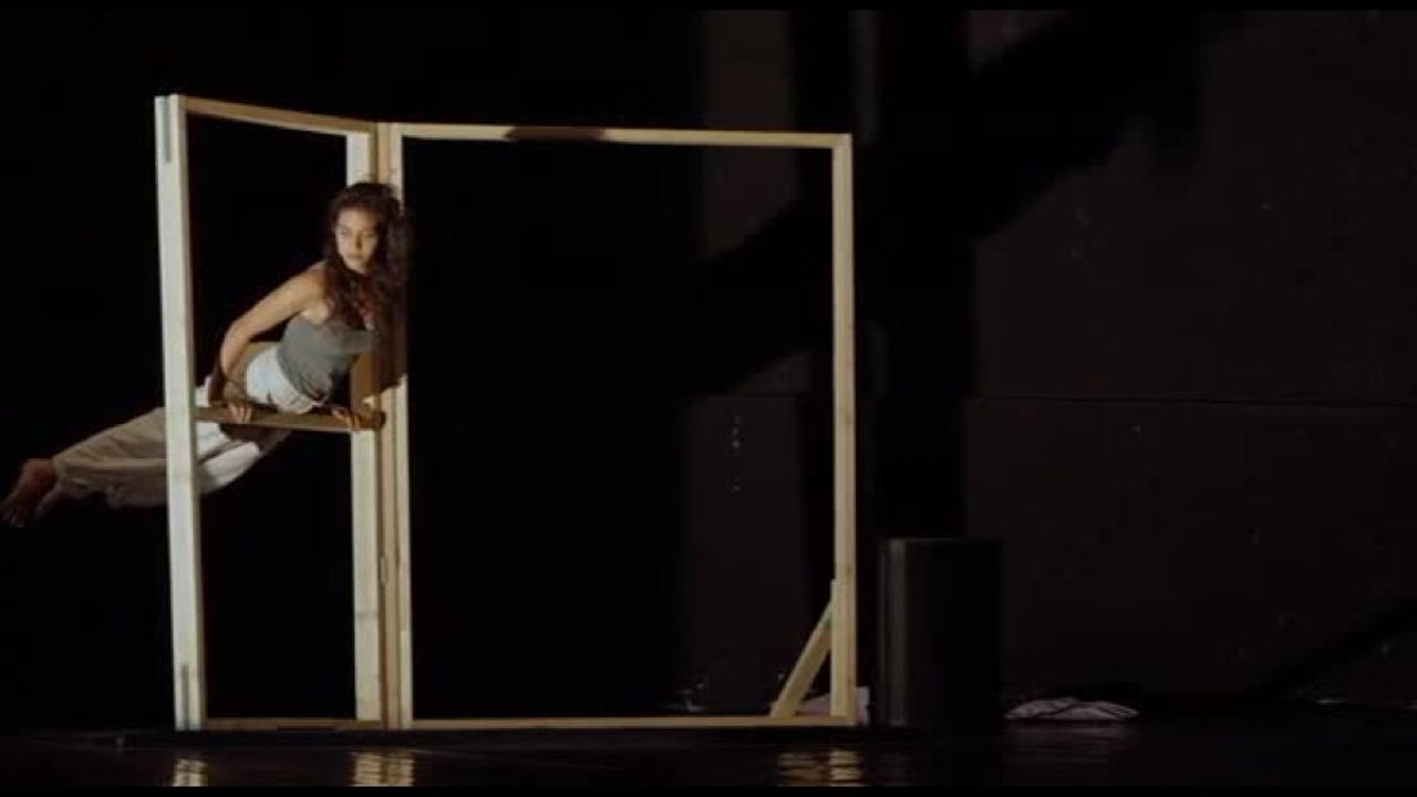 Lingua, danza, oppressione e potere: il teatro di Marah Haj Hussein