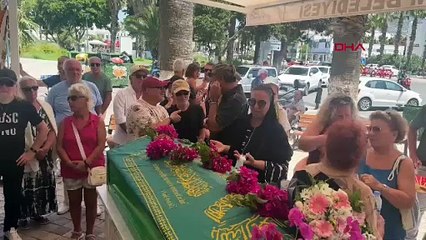 Sanatçı Selçuk Alagöz'ün cenazesi alkışlarla uğurlandı