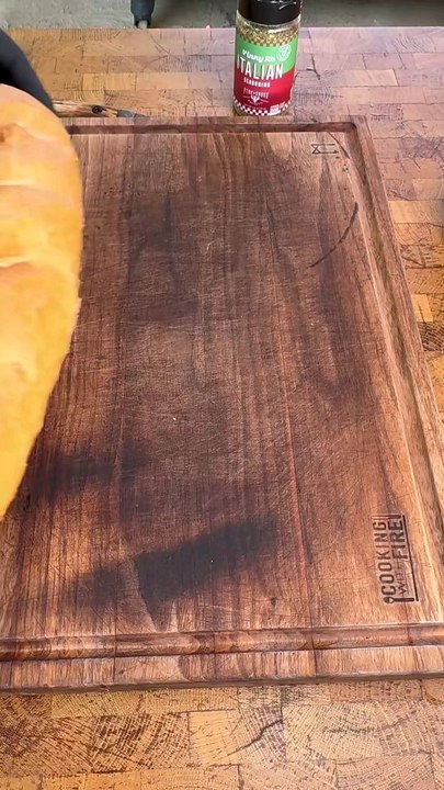 Papparoni cheese bread recipe#fypageシ #foryourpage #cooking #homecooking #goodfood #foodlovers #recipe #simplerecipe #papparoni #bread #eating #foodie #yummyfood #deliciousfood #toast #foodie #cookingwithlove #appetizer