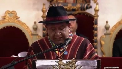 “¡Ya se van!”, gritaron al vicepresidente David Choquehuanca durante su discurso en la sesión de honor por el Bicentenario en la Casa de la Libertad, Sucre