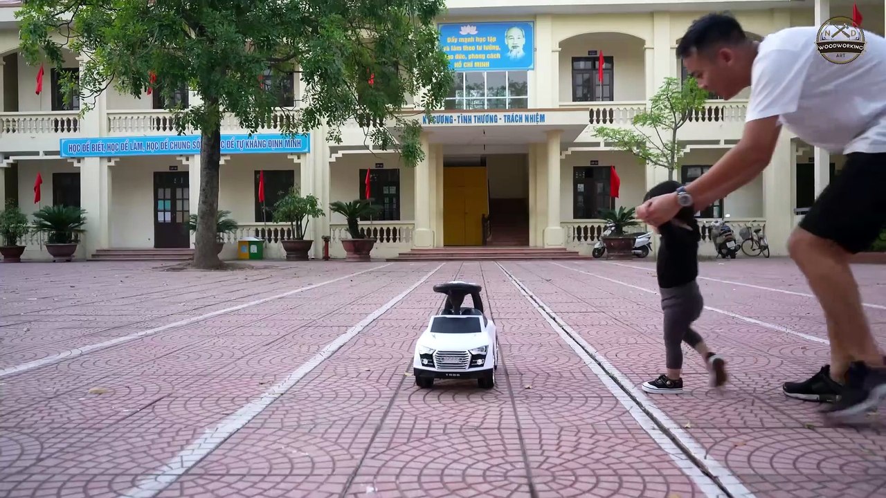 Dad Spends 2.5 month Building The Newest Audi For His Daughter
