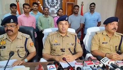 डकैती, लूट और धोखाधड़ी करने वाले गैंग का खुलासा, सपा नेता सहित 8 गिरफ्तार,