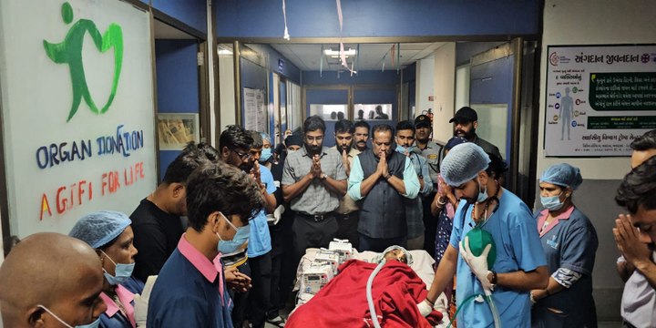 सिविल अस्पताल में 12 घंटे में दो ब्रेनडेड मरीजों के 10 अंगों का दान