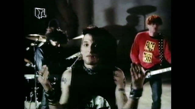 DEPP JONES - Love is A Ghost (1990) [BELA B.]