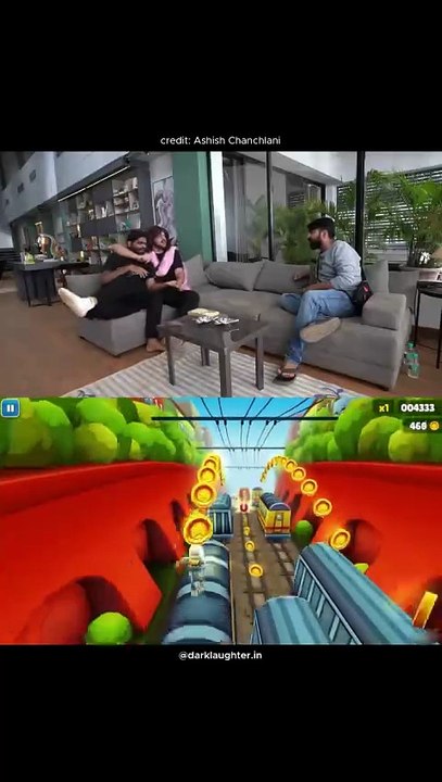 Friends😂 .. .. .. #comedy #funny #memes #meme #funnymemes #lol #humor #love #fun #memesdaily #instagram #funnyvideos #viral #dankmemes #jokes #tiktok #follow #trending #explorepage #comedian #insta