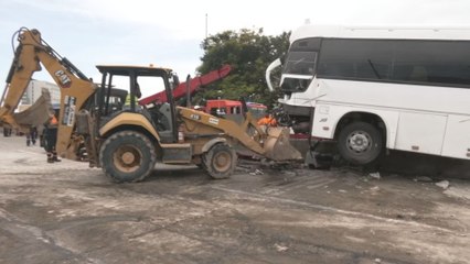 Al menos 28 heridos tras colisión de autobús en Corredor Norte frente a la terminal de Albrook