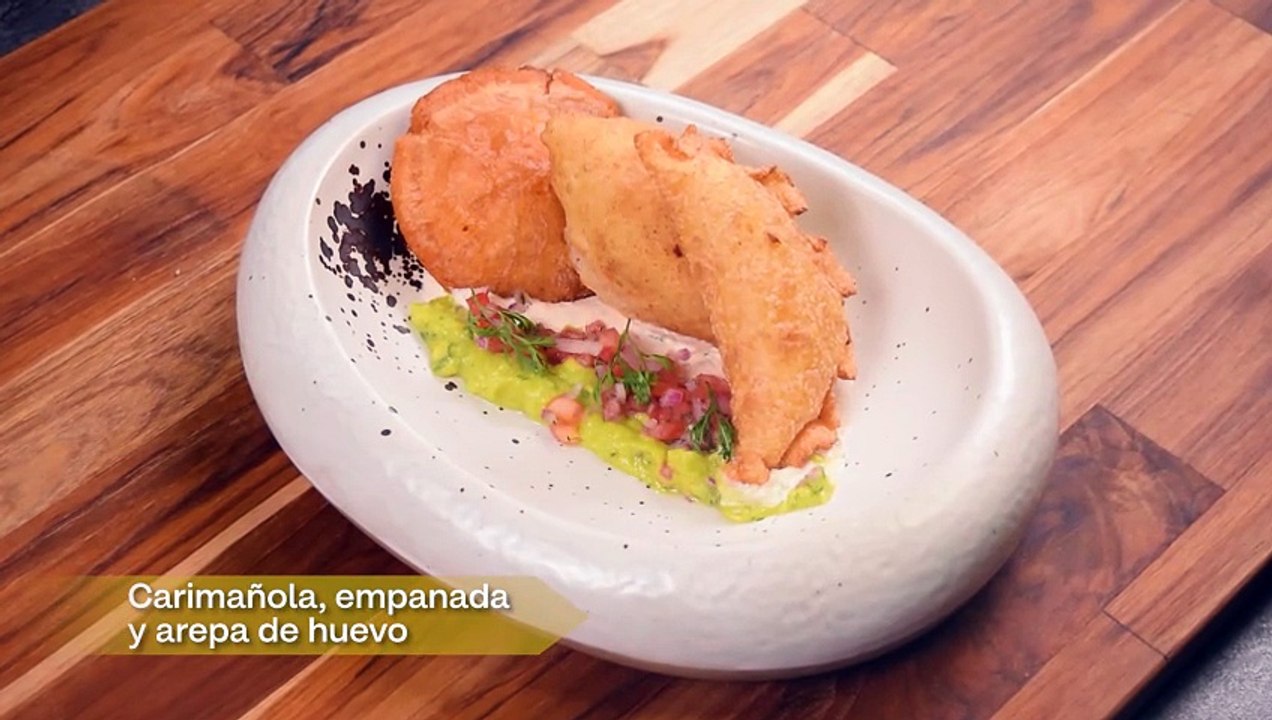 Carimañola, empanada y arepa de huevo