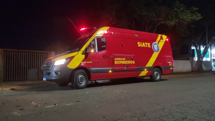 Jovem de 21 anos fica ferida após colisão entre moto e carro no Floresta