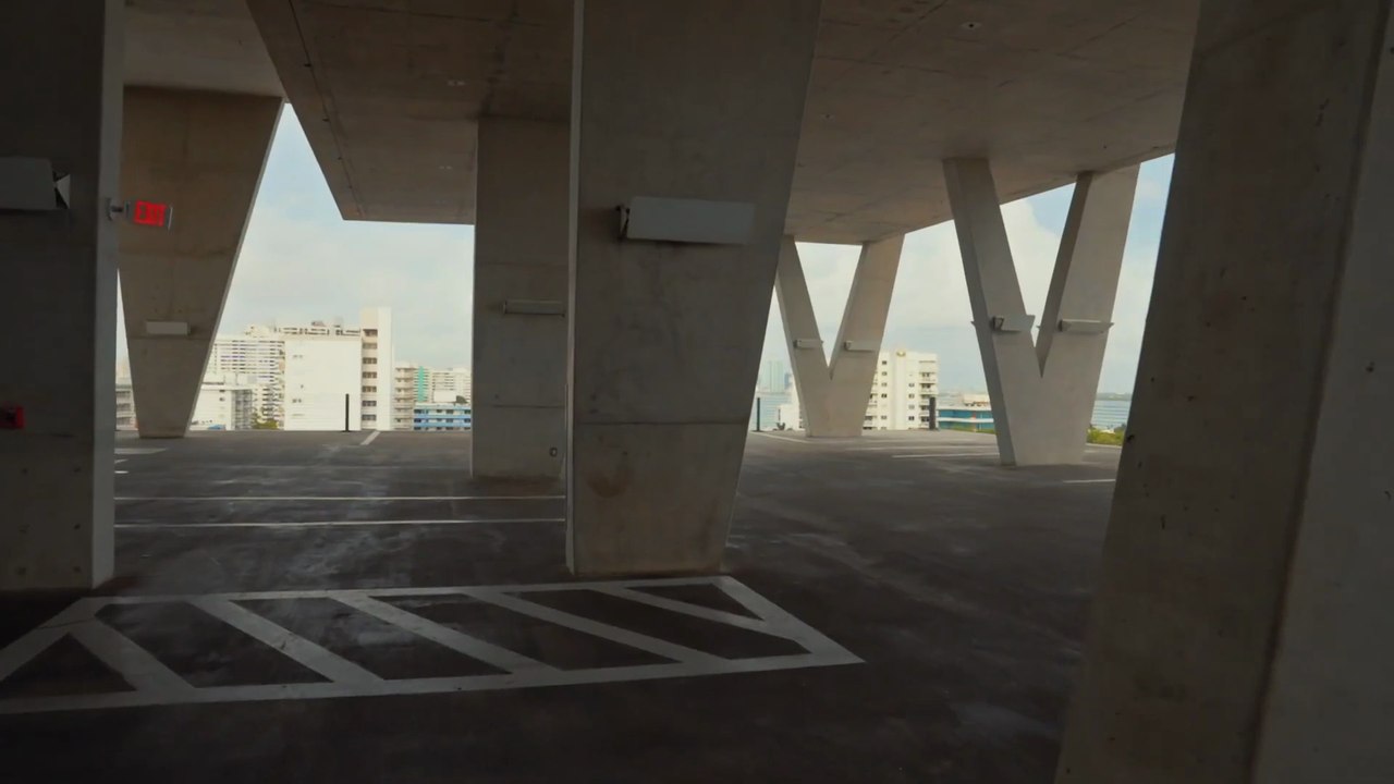 How Did They Build That - S03.E04 - Parking and Sparkling