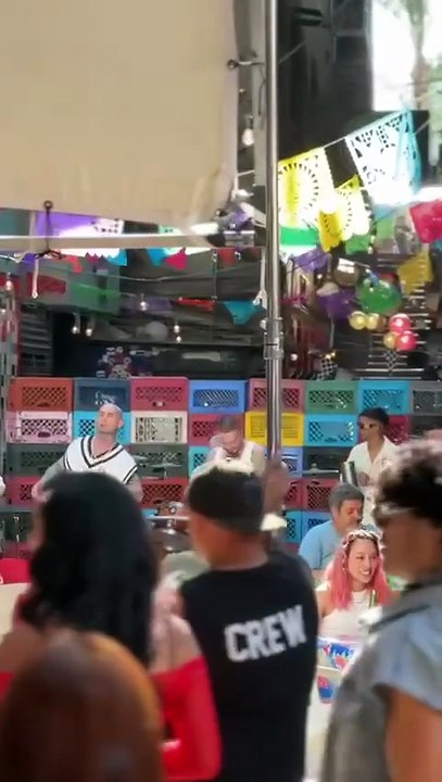 J Balvin grabando en Tijuana